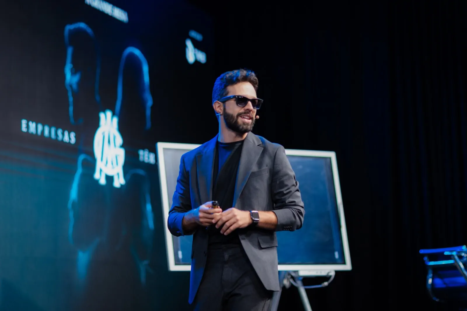 Lucas Estevão during a talk at Grande Mesa