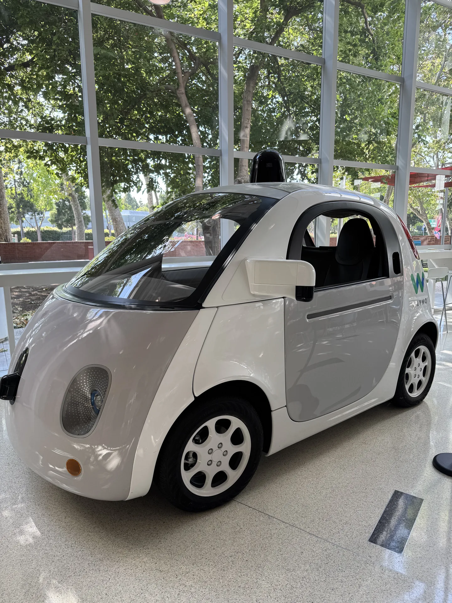 Primeiro carro autônomo da Waymo
