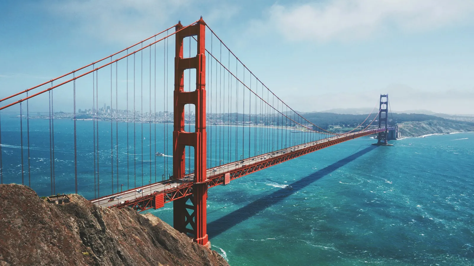 Vista da Bay Area representando a concentração de startups, capital e tecnologia no Vale do Silício
